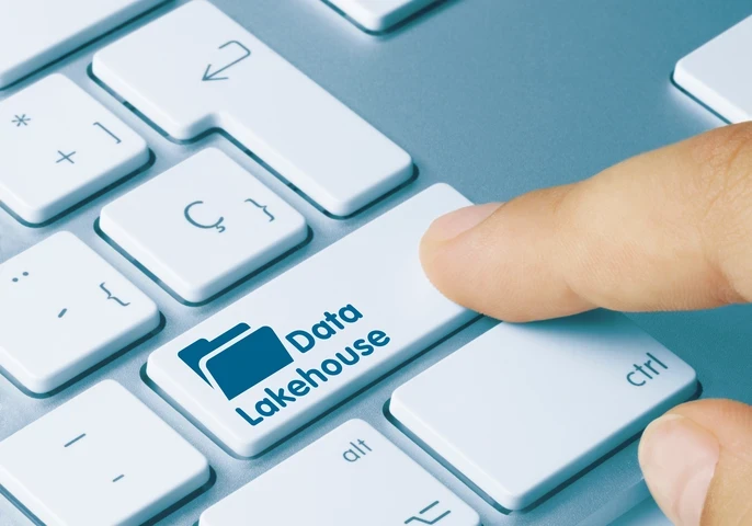 Data Lakehouse inscription on a keyboard key