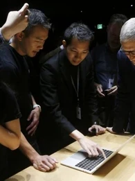 Apple has finally decided to pay taxes in the US. The iPhone and iPad giant will make a one-off tax payment of $38 billion for the repatriation of its profits overseas. 
